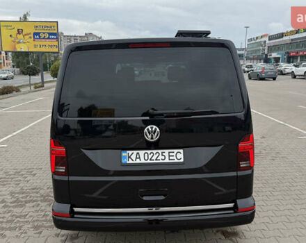 Черный Фольксваген Мультиван, объемом двигателя 1.97 л и пробегом 170 тыс. км за 56500 $, фото 6 на Automoto.ua