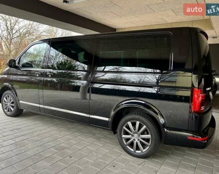 Черный Фольксваген Мультиван, объемом двигателя 1.97 л и пробегом 70 тыс. км за 74900 $, фото 2 на Automoto.ua