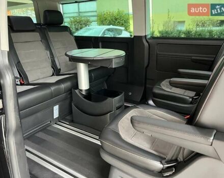 Черный Фольксваген Мультиван, объемом двигателя 1.97 л и пробегом 70 тыс. км за 74900 $, фото 28 на Automoto.ua