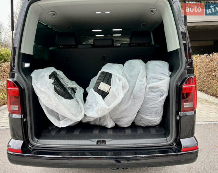 Черный Фольксваген Мультиван, объемом двигателя 1.97 л и пробегом 70 тыс. км за 74900 $, фото 29 на Automoto.ua