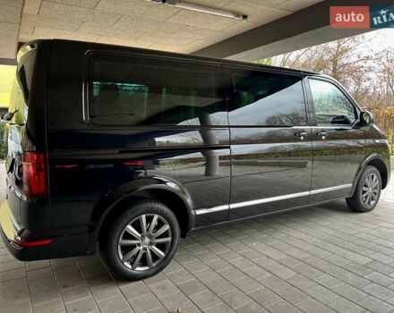 Черный Фольксваген Мультиван, объемом двигателя 1.97 л и пробегом 70 тыс. км за 74900 $, фото 3 на Automoto.ua