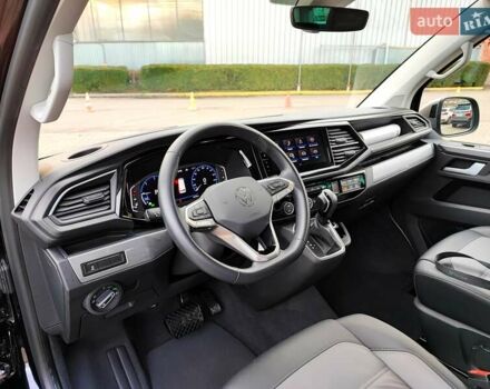 Черный Фольксваген Мультиван, объемом двигателя 2 л и пробегом 59 тыс. км за 73500 $, фото 17 на Automoto.ua