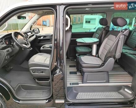 Черный Фольксваген Мультиван, объемом двигателя 2 л и пробегом 59 тыс. км за 73500 $, фото 12 на Automoto.ua