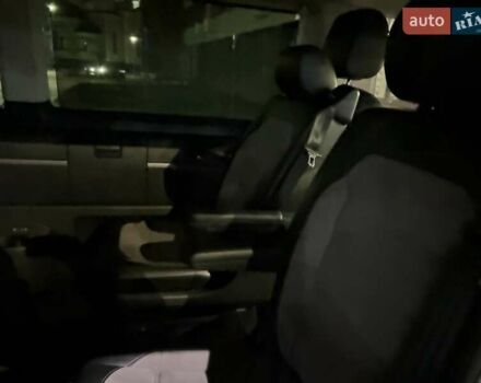 Черный Фольксваген Мультиван, объемом двигателя 2 л и пробегом 151 тыс. км за 59200 $, фото 14 на Automoto.ua