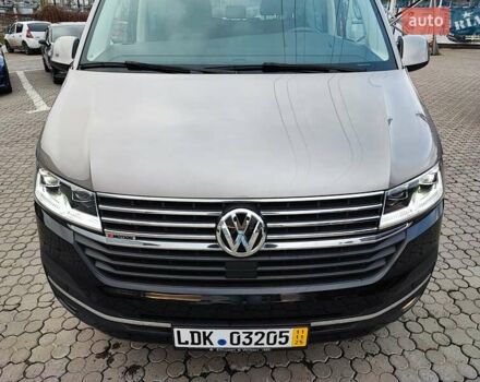 Черный Фольксваген Мультиван, объемом двигателя 2 л и пробегом 59 тыс. км за 73500 $, фото 2 на Automoto.ua