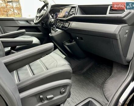 Черный Фольксваген Мультиван, объемом двигателя 1.97 л и пробегом 60 тыс. км за 79800 $, фото 21 на Automoto.ua