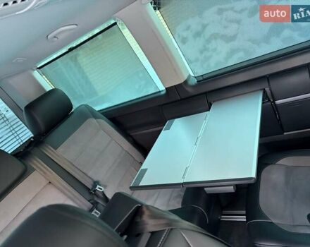 Черный Фольксваген Мультиван, объемом двигателя 2 л и пробегом 151 тыс. км за 55200 $, фото 27 на Automoto.ua