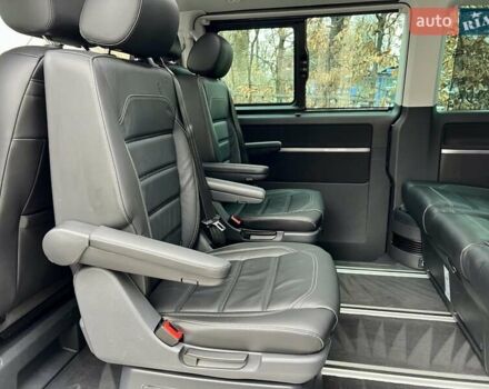 Черный Фольксваген Мультиван, объемом двигателя 1.97 л и пробегом 60 тыс. км за 79800 $, фото 23 на Automoto.ua