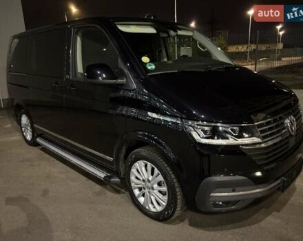Черный Фольксваген Мультиван, объемом двигателя 2 л и пробегом 151 тыс. км за 59200 $, фото 4 на Automoto.ua