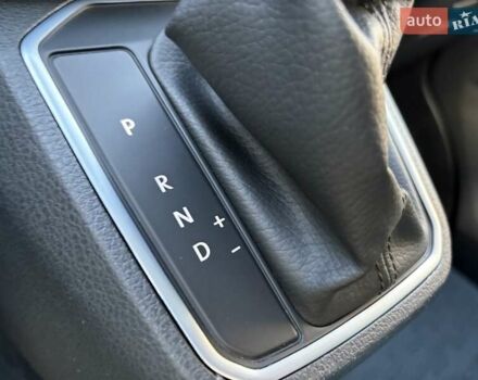 Черный Фольксваген Мультиван, объемом двигателя 2 л и пробегом 151 тыс. км за 55200 $, фото 11 на Automoto.ua