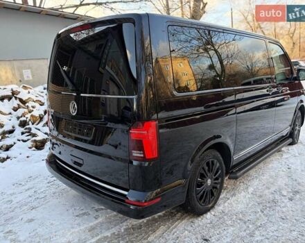 Черный Фольксваген Мультиван, объемом двигателя 2 л и пробегом 151 тыс. км за 55200 $, фото 4 на Automoto.ua