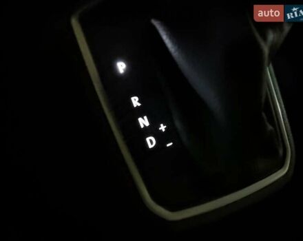 Черный Фольксваген Мультиван, объемом двигателя 2 л и пробегом 151 тыс. км за 59200 $, фото 35 на Automoto.ua