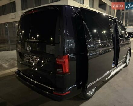 Черный Фольксваген Мультиван, объемом двигателя 2 л и пробегом 151 тыс. км за 59200 $, фото 23 на Automoto.ua