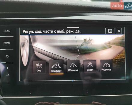 Черный Фольксваген Мультиван, объемом двигателя 2 л и пробегом 59 тыс. км за 73500 $, фото 33 на Automoto.ua