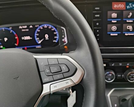 Черный Фольксваген Мультиван, объемом двигателя 2 л и пробегом 59 тыс. км за 73500 $, фото 25 на Automoto.ua