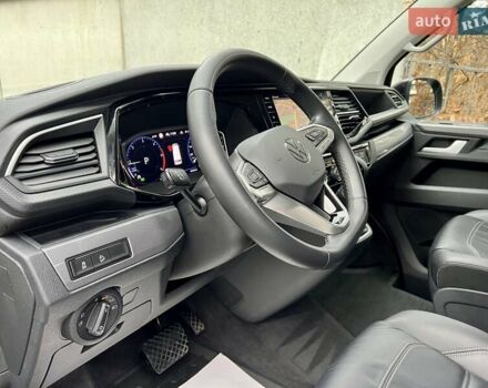 Черный Фольксваген Мультиван, объемом двигателя 1.97 л и пробегом 60 тыс. км за 79800 $, фото 14 на Automoto.ua