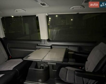 Черный Фольксваген Мультиван, объемом двигателя 2 л и пробегом 151 тыс. км за 59200 $, фото 9 на Automoto.ua