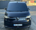 Черный Фольксваген Мультиван, объемом двигателя 1.98 л и пробегом 36 тыс. км за 67000 $, фото 2 на Automoto.ua