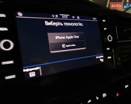 Черный Фольксваген Мультиван, объемом двигателя 2 л и пробегом 151 тыс. км за 59200 $, фото 32 на Automoto.ua