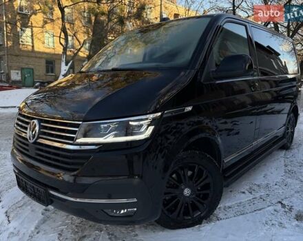 Черный Фольксваген Мультиван, объемом двигателя 2 л и пробегом 151 тыс. км за 55200 $, фото 45 на Automoto.ua