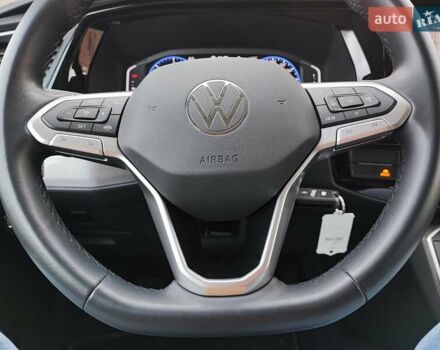 Черный Фольксваген Мультиван, объемом двигателя 2 л и пробегом 59 тыс. км за 73500 $, фото 19 на Automoto.ua