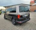 Черный Фольксваген Мультиван, объемом двигателя 2 л и пробегом 59 тыс. км за 73500 $, фото 3 на Automoto.ua
