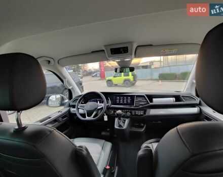 Черный Фольксваген Мультиван, объемом двигателя 2 л и пробегом 59 тыс. км за 73500 $, фото 32 на Automoto.ua