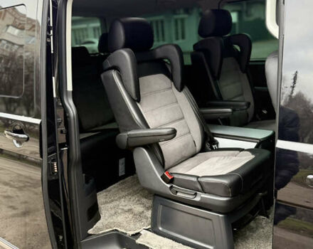 Черный Фольксваген Мультиван, объемом двигателя 1.97 л и пробегом 43 тыс. км за 85000 $, фото 8 на Automoto.ua