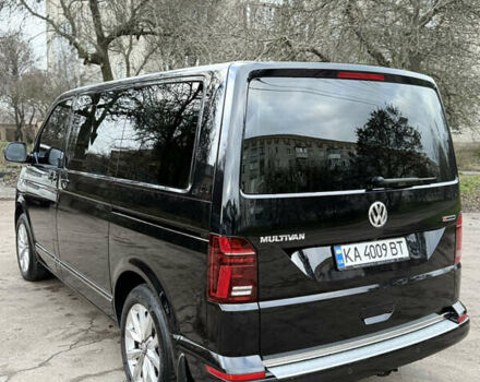 Черный Фольксваген Мультиван, объемом двигателя 1.97 л и пробегом 43 тыс. км за 85000 $, фото 1 на Automoto.ua
