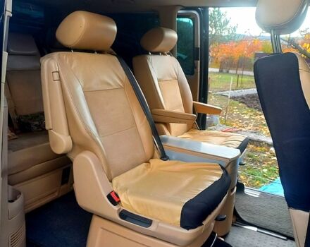 Черный Фольксваген Мультиван, объемом двигателя 3.2 л и пробегом 280 тыс. км за 15000 $, фото 3 на Automoto.ua