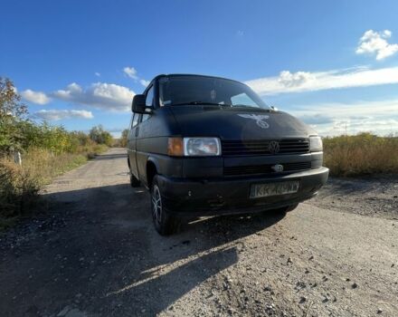 Чорний Фольксваген Мультиван, об'ємом двигуна 2.4 л та пробігом 300 тис. км за 1719 $, фото 1 на Automoto.ua