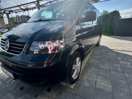 Чорний Фольксваген Мультиван, об'ємом двигуна 1.9 л та пробігом 357 тис. км за 8500 $, фото 1 на Automoto.ua