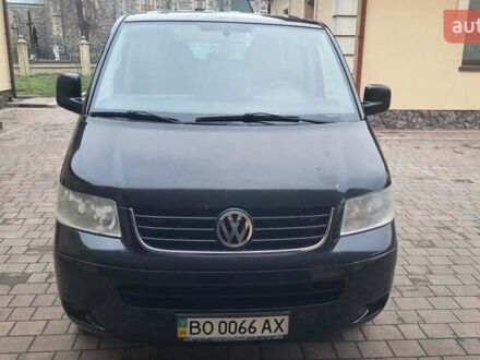 Чорний Фольксваген Мультиван, об'ємом двигуна 3.2 л та пробігом 325 тис. км за 12000 $, фото 1 на Automoto.ua