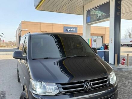 Чорний Фольксваген Мультиван, об'ємом двигуна 0 л та пробігом 230 тис. км за 22900 $, фото 1 на Automoto.ua