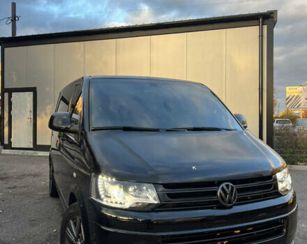 Черный Фольксваген Мультиван, объемом двигателя 1.97 л и пробегом 299 тыс. км за 25300 $, фото 1 на Automoto.ua