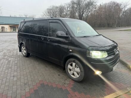 Чорний Фольксваген Мультиван, об'ємом двигуна 2 л та пробігом 308 тис. км за 16400 $, фото 1 на Automoto.ua