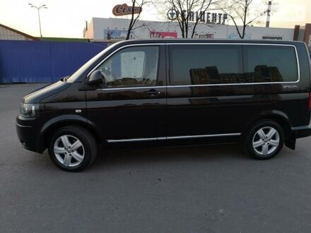 Черный Фольксваген Мультиван, объемом двигателя 2 л и пробегом 277 тыс. км за 26500 $, фото 1 на Automoto.ua