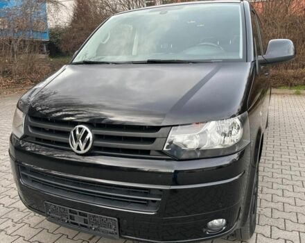 Черный Фольксваген Мультиван, объемом двигателя 2 л и пробегом 142 тыс. км за 12800 $, фото 1 на Automoto.ua