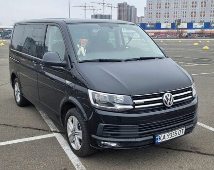 Чорний Фольксваген Мультиван, об'ємом двигуна 2 л та пробігом 265 тис. км за 36914 $, фото 1 на Automoto.ua
