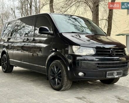 Чорний Фольксваген Мультиван, об'ємом двигуна 1.97 л та пробігом 155 тис. км за 28700 $, фото 1 на Automoto.ua