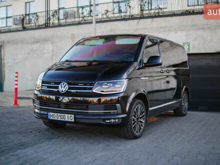 Чорний Фольксваген Мультиван, об'ємом двигуна 2 л та пробігом 265 тис. км за 45000 $, фото 1 на Automoto.ua
