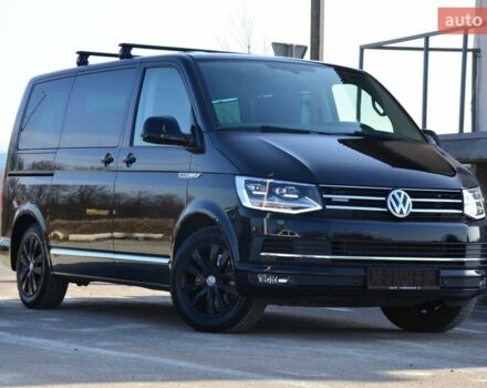 Черный Фольксваген Мультиван, объемом двигателя 2 л и пробегом 216 тыс. км за 41555 $, фото 1 на Automoto.ua