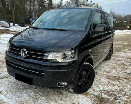 Черный Фольксваген Мультиван, объемом двигателя 2 л и пробегом 118 тыс. км за 22800 $, фото 1 на Automoto.ua