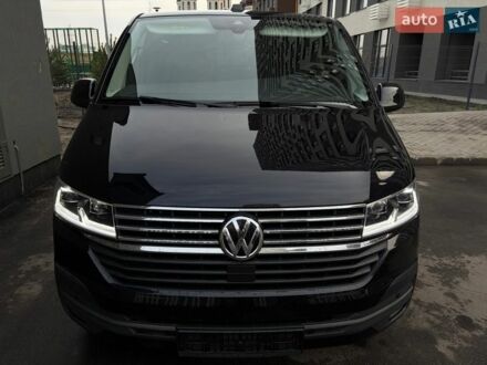 Черный Фольксваген Мультиван, объемом двигателя 2 л и пробегом 151 тыс. км за 52000 $, фото 1 на Automoto.ua