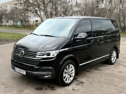 Чорний Фольксваген Мультиван, об'ємом двигуна 1.97 л та пробігом 43 тис. км за 85000 $, фото 1 на Automoto.ua