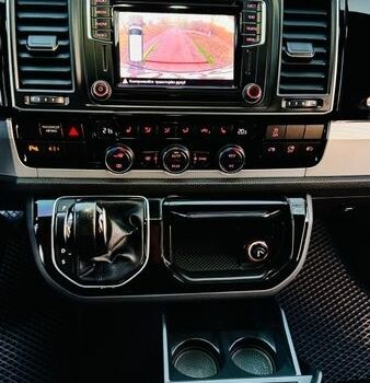 Фіолетовий Фольксваген Мультиван, об'ємом двигуна 1.97 л та пробігом 237 тис. км за 45777 $, фото 59 на Automoto.ua