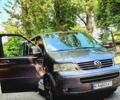 Коричневый Фольксваген Мультиван, объемом двигателя 2.46 л и пробегом 273 тыс. км за 12000 $, фото 1 на Automoto.ua