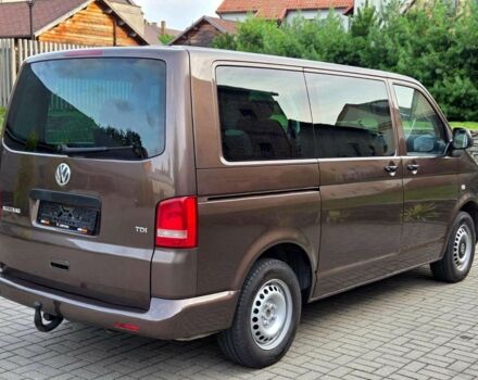 Коричневий Фольксваген Мультиван, об'ємом двигуна 2 л та пробігом 278 тис. км за 8000 $, фото 7 на Automoto.ua