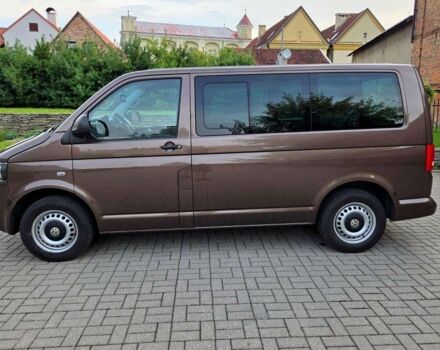 Коричневий Фольксваген Мультиван, об'ємом двигуна 2 л та пробігом 278 тис. км за 8150 $, фото 4 на Automoto.ua