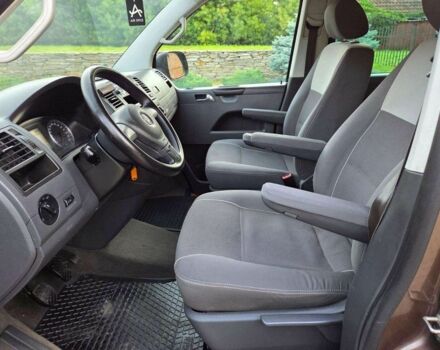 Коричневый Фольксваген Мультиван, объемом двигателя 2 л и пробегом 278 тыс. км за 8000 $, фото 11 на Automoto.ua